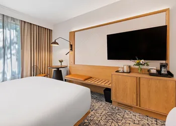 Sheraton Chapel Hill Hotel hotel thumbnail 8