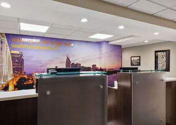 La Quinta Inn & Suites by Wyndham Goodlettsville - Nashville hotel thumbnail 4