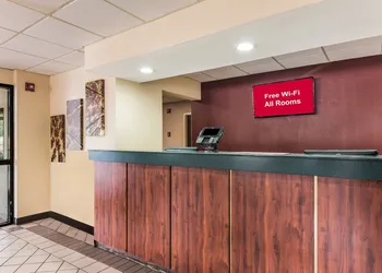 Red Roof Inn Texarkana hotel thumbnail 2