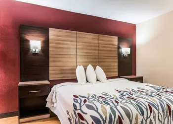 Red Roof Inn Texarkana hotel thumbnail 5