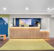 Spark by Hilton Grapevine DFW North hotel detail image 3