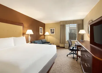 Crowne Plaza Crystal City-Washington, D.C. by IHG hotel thumbnail 8