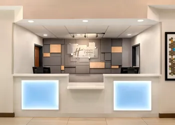 Holiday Inn Express & Suites Pembroke Pines-Sheridan St by IHG hotel thumbnail 2