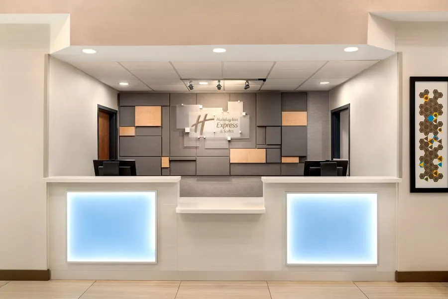 Holiday Inn Express & Suites Pembroke Pines-Sheridan St by IHG hotel detail image 2