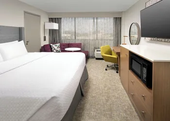 Crowne Plaza San Antonio Airport by IHG hotel thumbnail 6