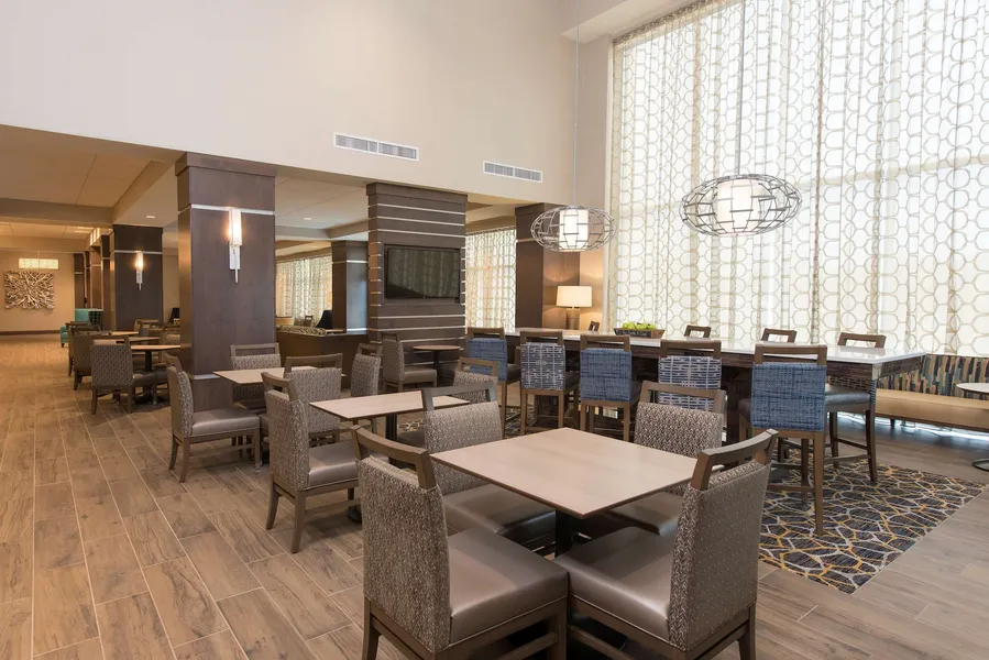 Hampton Inn & Suites Grand Rapids Downtown hotel detail image 2