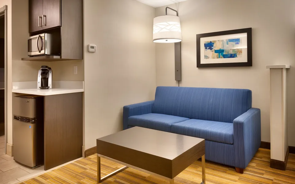 Holiday Inn Express Hotel & Suites El Paso I-10 East by IHG hotel detail image 2