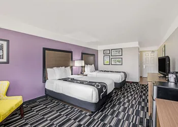 La Quinta Inn & Suites by Wyndham Modesto Salida hotel thumbnail 7