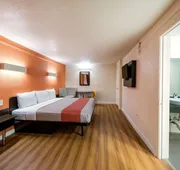 Motel 6 Dallas, TX - Farmers Branch hotel detail image 3
