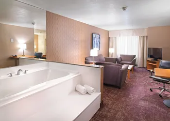 Crystal Inn Hotel & Suites West Valley City hotel thumbnail 8