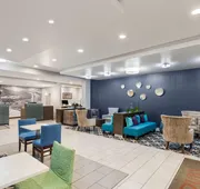 La Quinta Inn & Suites by Wyndham Chattanooga - Lookout Mtn hotel detail image 7