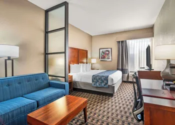 Best Western Plus Greenville I-385 Inn & Suites hotel thumbnail 5