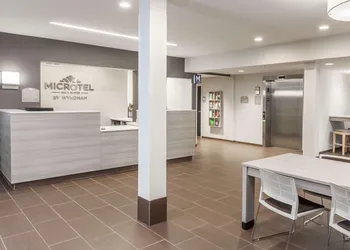 Microtel Inn & Suites by Wyndham West Fargo Medical Center hotel thumbnail 2