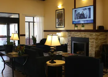 Ramada by Wyndham Denver International Airport hotel thumbnail 3