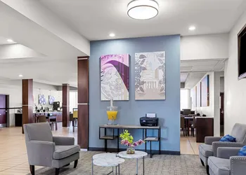 Best Western St. Louis Airport North Hotel & Suites hotel thumbnail 2