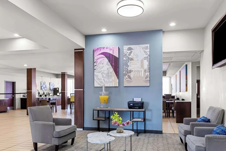Best Western St. Louis Airport North Hotel & Suites hotel detail image 2