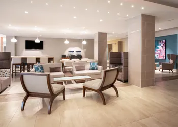Holiday Inn Los Angeles - LAX Airport by IHG hotel thumbnail 5