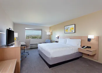 Holiday Inn Los Angeles - LAX Airport by IHG hotel thumbnail 8