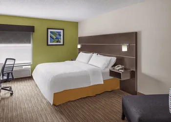 Holiday Inn Express & Suites Asheville SW - Outlet Ctr Area by IHG hotel thumbnail 6