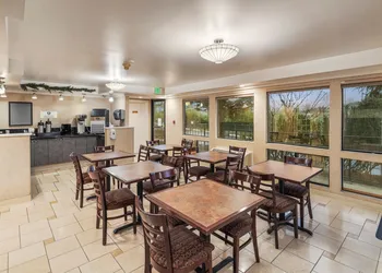 Inn at Lake Washington By OYO I-405 hotel thumbnail 7