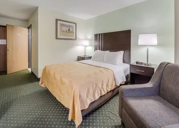Quality Inn & Suites Sioux Falls South hotel thumbnail 8