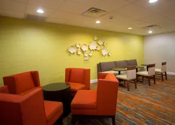 Hampton Inn & Suites Valdosta/Conference Center hotel thumbnail 3