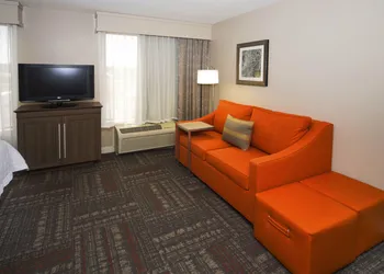 Hampton Inn & Suites Valdosta/Conference Center hotel thumbnail 5