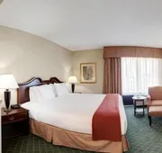 Holiday Inn Express Hotel & Suites Cape Girardeau I-55 by IHG hotel detail image 5
