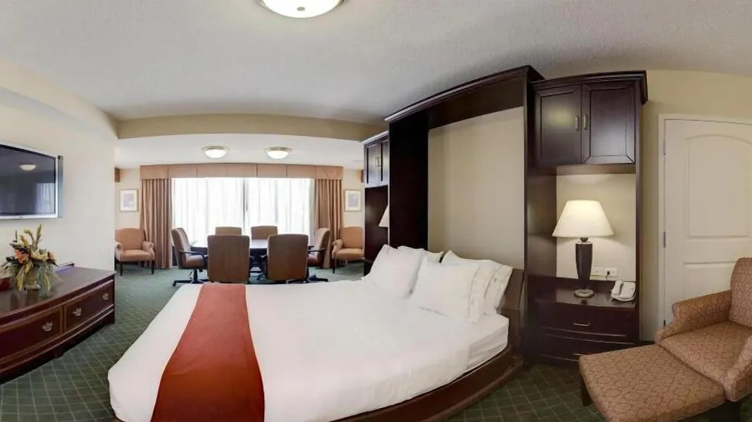 Holiday Inn Express Hotel & Suites Cape Girardeau I-55 by IHG hotel detail image 6