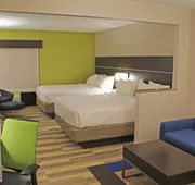 Holiday Inn Express Hotel & Suites Cape Girardeau I-55 by IHG hotel detail image 7