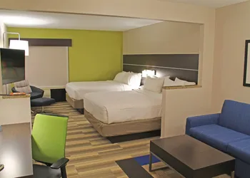Holiday Inn Express Hotel & Suites Cape Girardeau I-55 by IHG hotel thumbnail 7