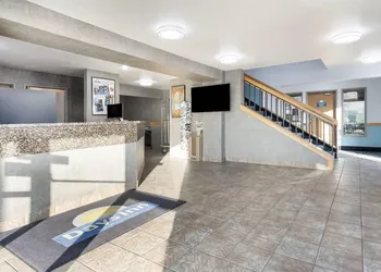 Days Inn by Wyndham Mitchell SD hotel thumbnail 2