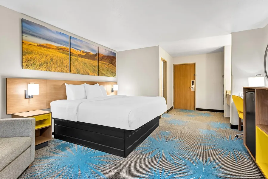 Days Inn by Wyndham Mitchell SD hotel detail image 6