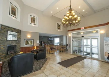 Lakeview Inns & Suites - Fort Nelson hotel thumbnail 2