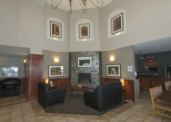 Lakeview Inns & Suites - Fort Nelson hotel thumbnail 6