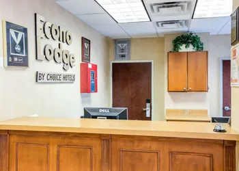 Econo Lodge Valdosta Mall Area hotel thumbnail 4