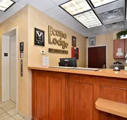 Econo Lodge Valdosta Mall Area hotel detail image 5