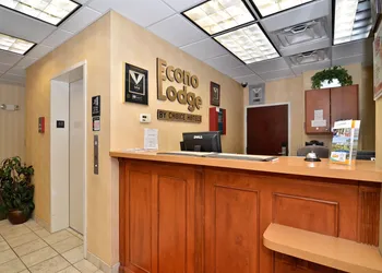 Econo Lodge Valdosta Mall Area hotel thumbnail 5