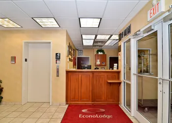 Econo Lodge Valdosta Mall Area hotel thumbnail 6