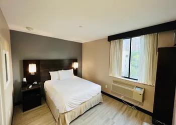 Rockaway Hotel Brooklyn hotel thumbnail 2