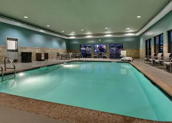 Holiday Inn Express & Suites - Interstate 380 at 33rd Avenue by IHG hotel thumbnail 8