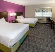 La Quinta Inn & Suites by Wyndham Houston NW Brookhollow hotel detail image 7