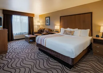 Best Western Plus Riverfront Hotel & Suites hotel thumbnail 8