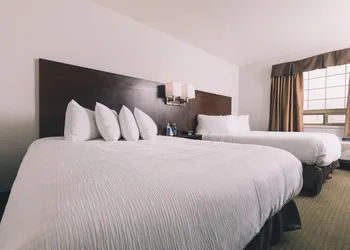 Service Plus Inn & Suites Grande Prairie hotel thumbnail 3