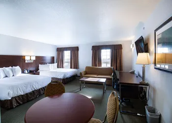 Service Plus Inn & Suites Grande Prairie hotel thumbnail 5