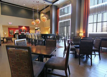 Hampton Inn & Suites Grand Forks hotel thumbnail 3