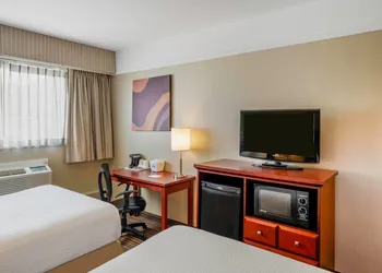 Days Inn by Wyndham Terrace hotel thumbnail 6