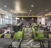 La Quinta Inn & Suites by Wyndham College Station South hotel detail image 4