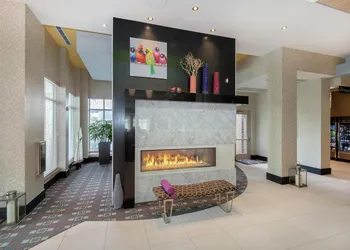 Hilton Garden Inn Raleigh /Crabtree Valley hotel thumbnail 3
