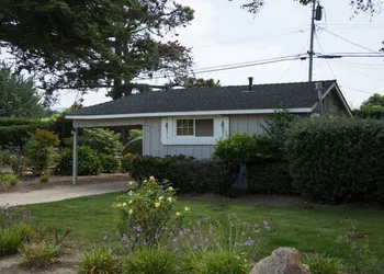 Carmel River Inn & Cottages hotel thumbnail 7
